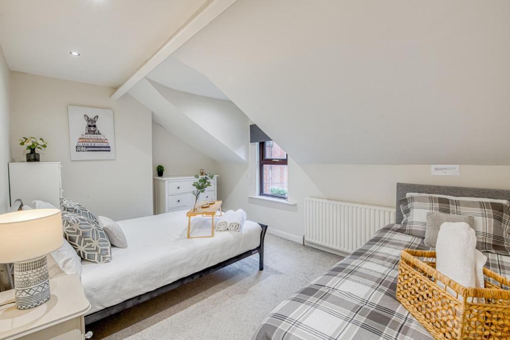 Charming City Home, Beside The Serene Ormeau Park 贝尔法斯特 外观 照片