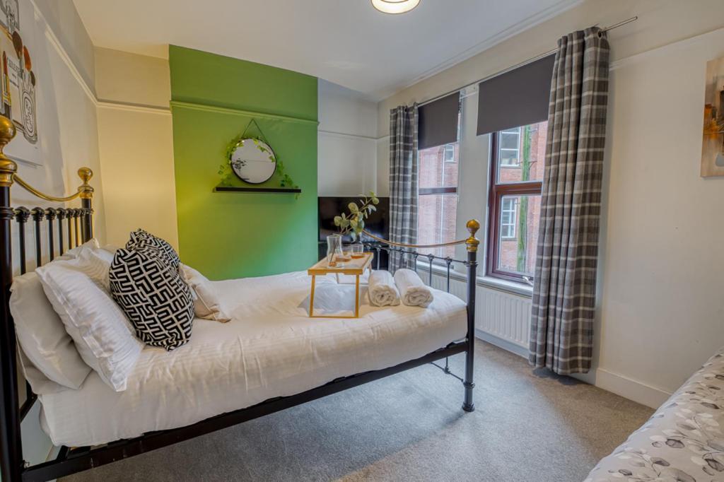 Charming City Home, Beside The Serene Ormeau Park 贝尔法斯特 外观 照片