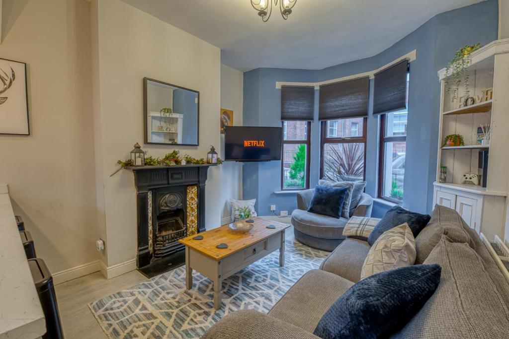Charming City Home, Beside The Serene Ormeau Park 贝尔法斯特 外观 照片